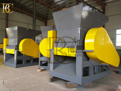 哪些因素影響了塑料破碎機設備的生產效率？